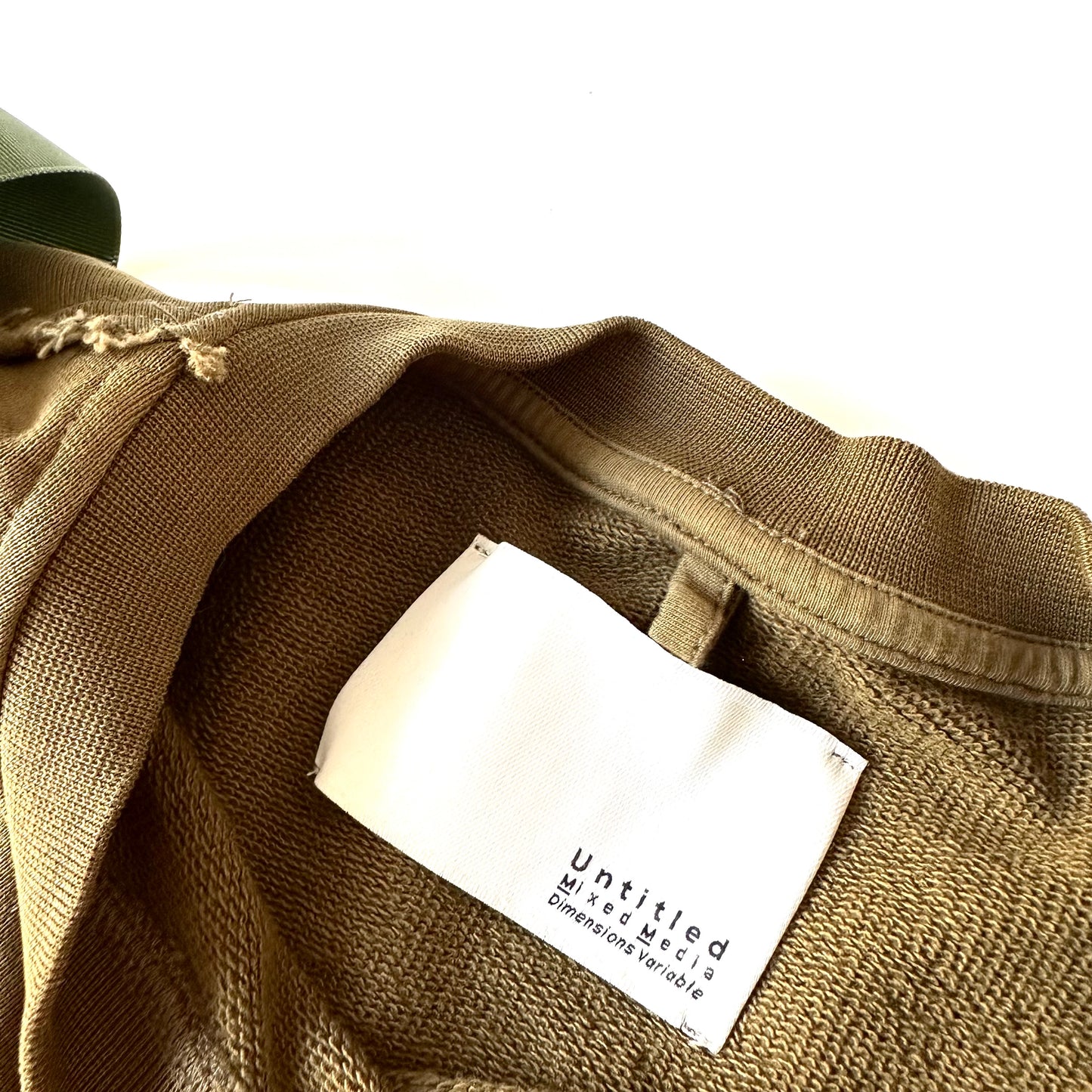 MATTHEW MILLER CABBING OLIVE SWEATER