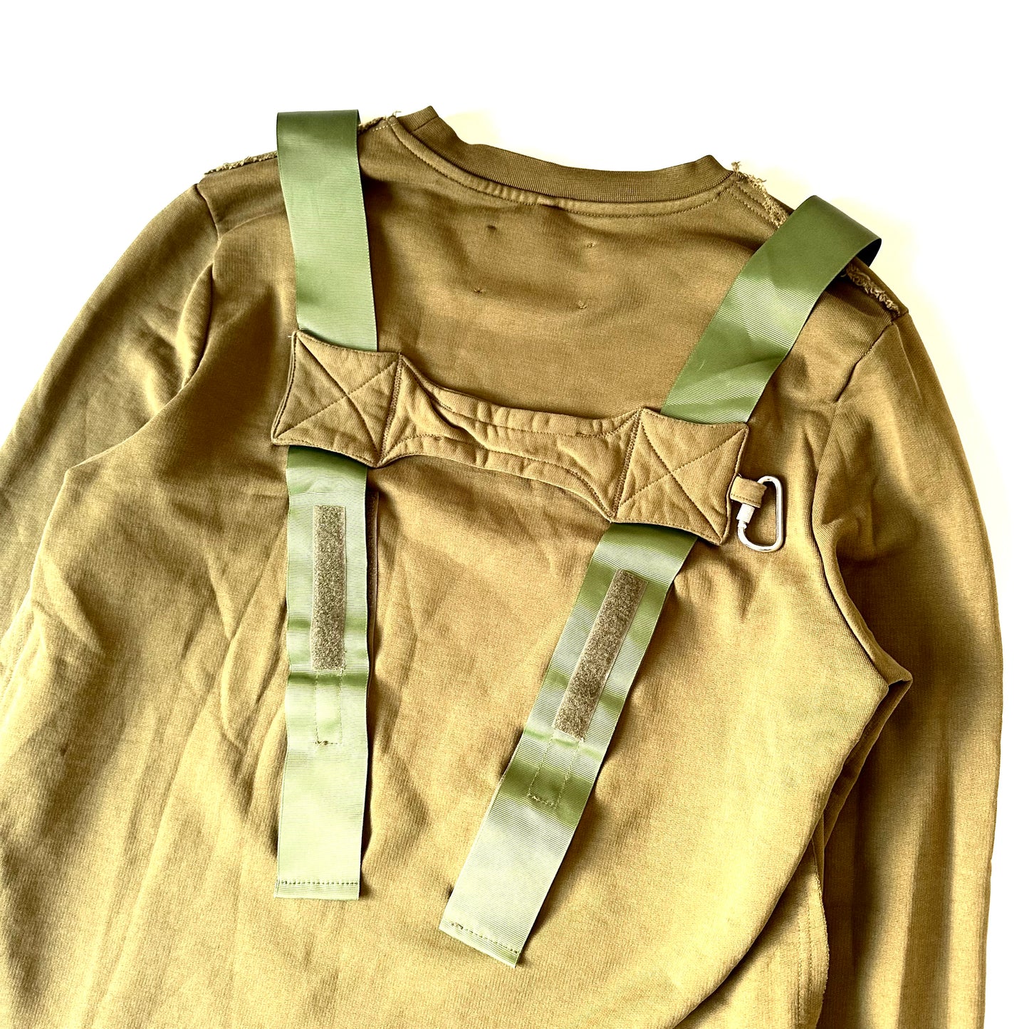 MATTHEW MILLER CABBING OLIVE SWEATER