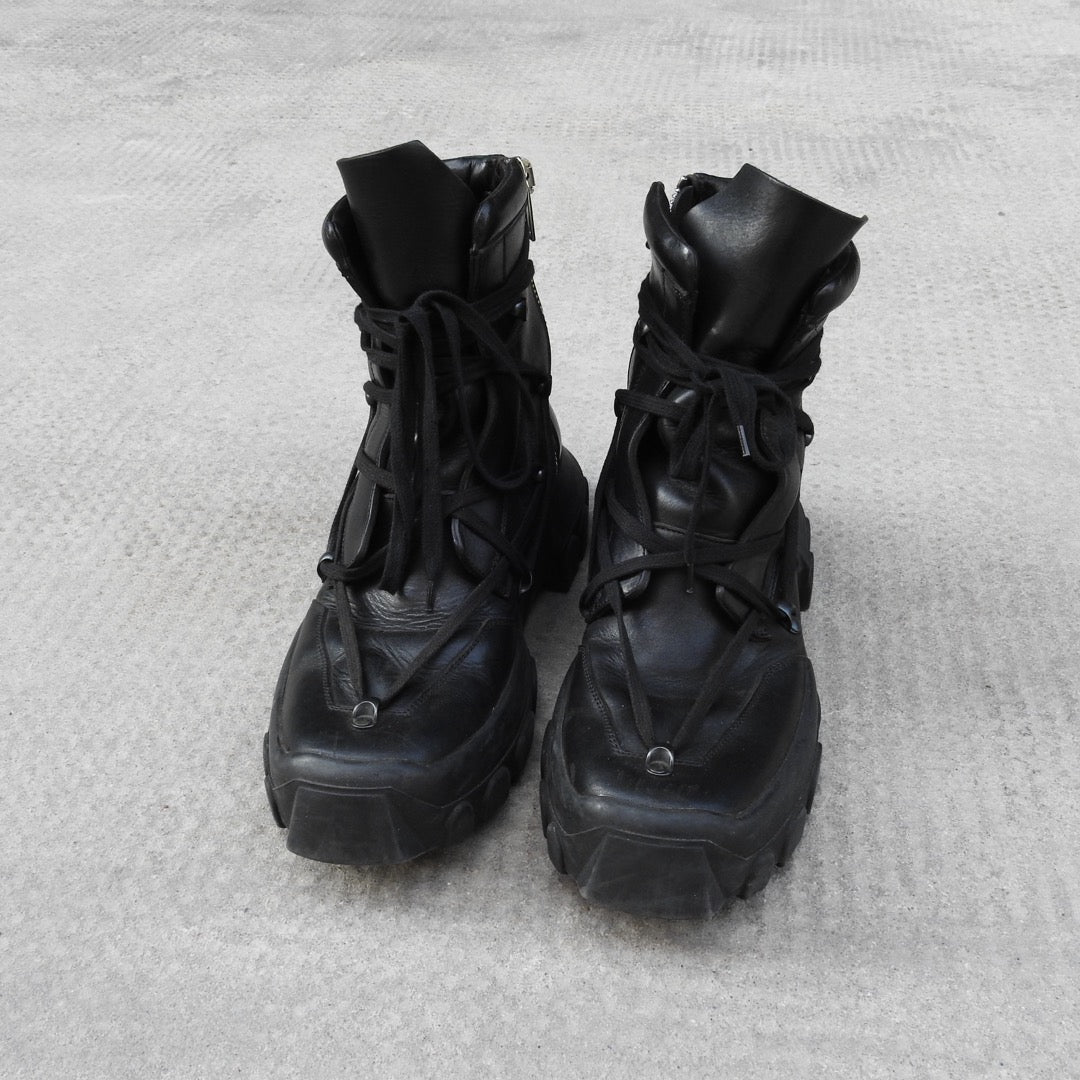 RICK OWENS SS18 DIRT PENTAGRAM TRACTOR BOOTS