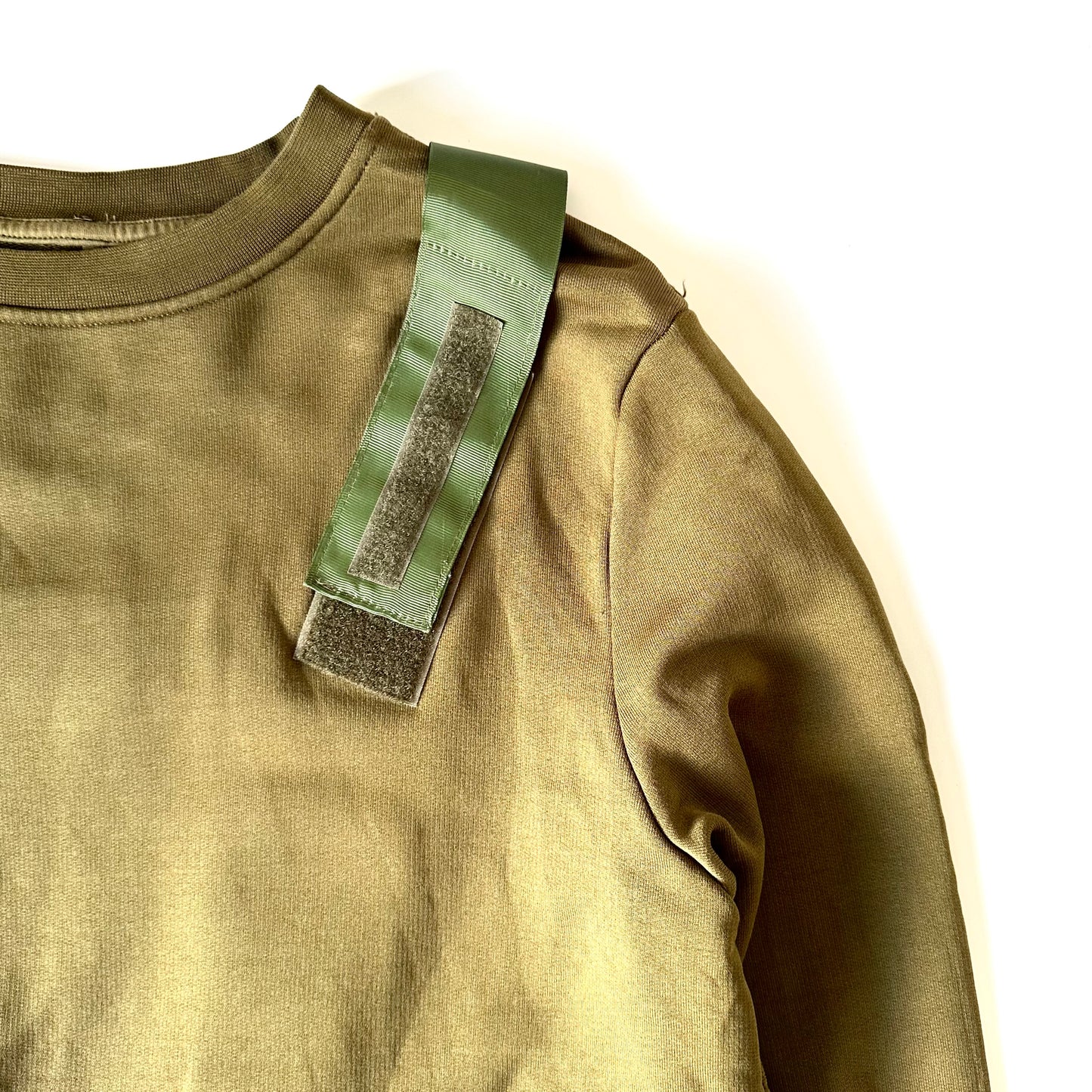 MATTHEW MILLER CABBING OLIVE SWEATER