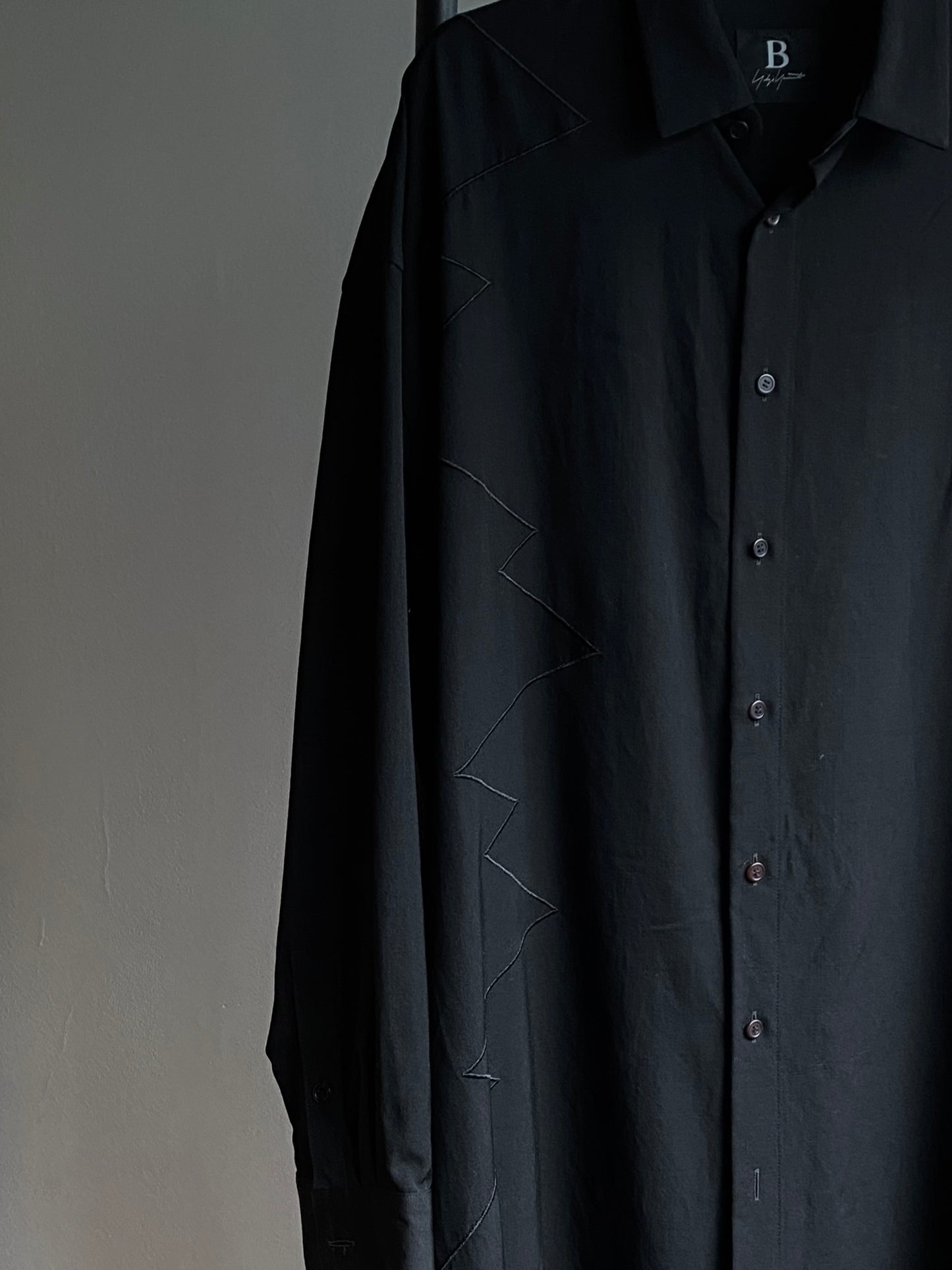 B YOHJI YAMAMOTO SS18 ZIGZAG SINGLE STICH SHIRT