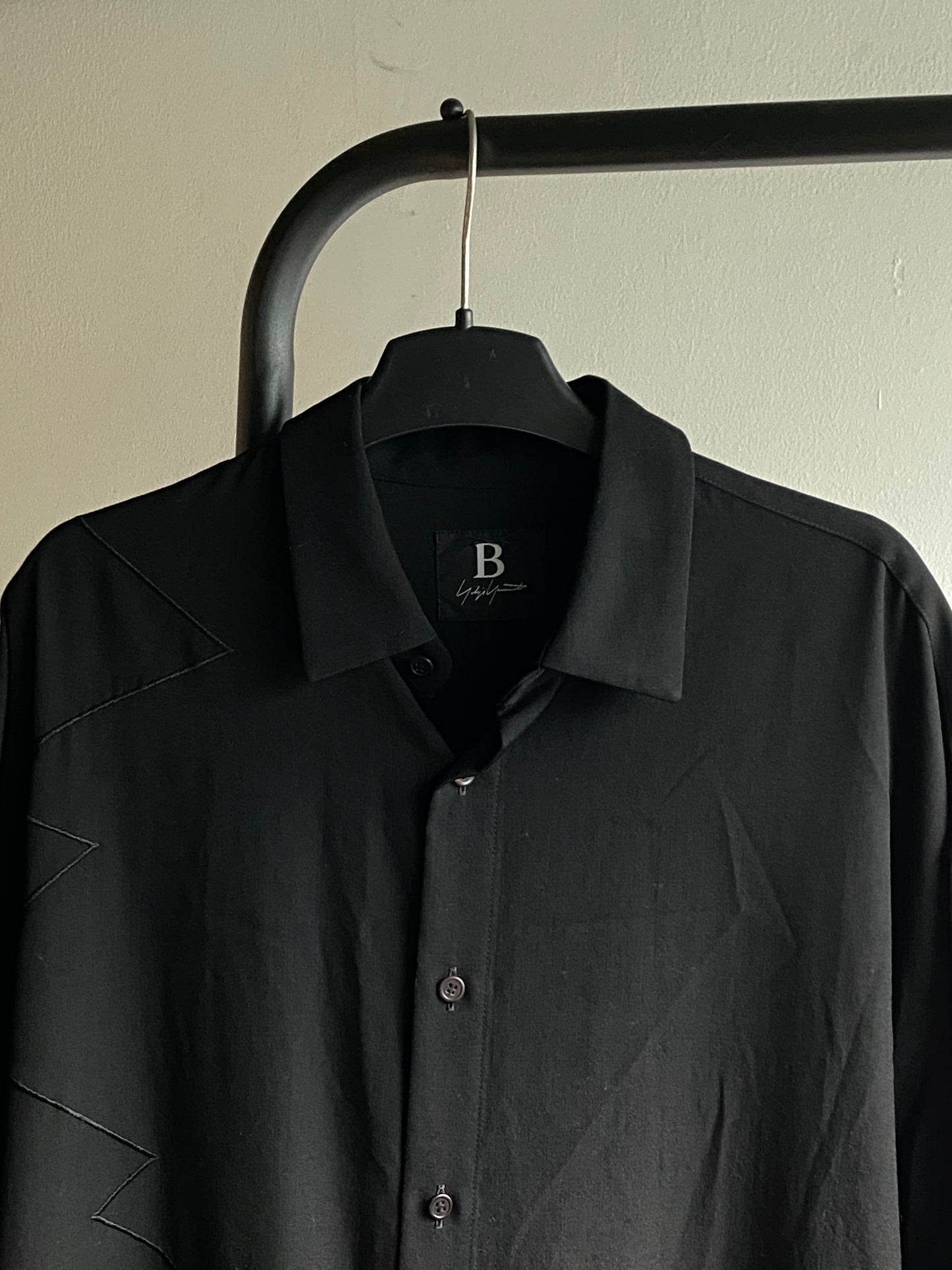 B YOHJI YAMAMOTO SS18 ZIGZAG SINGLE STICH SHIRT