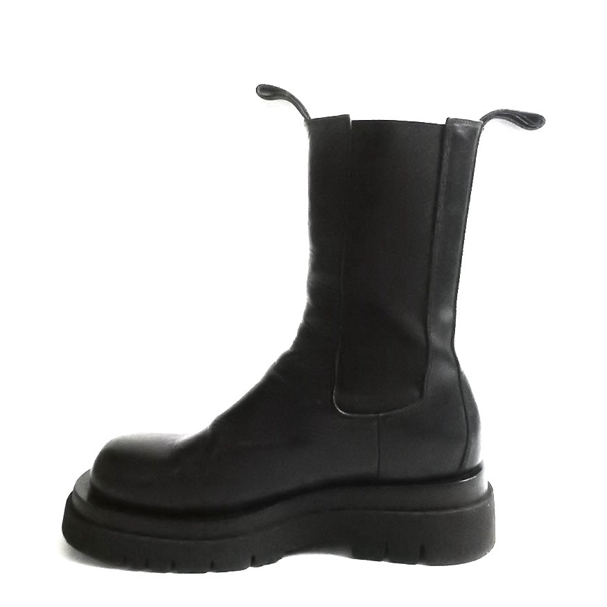 BOTTEGA VENETA BLACK LEATHER LUG BOOTS