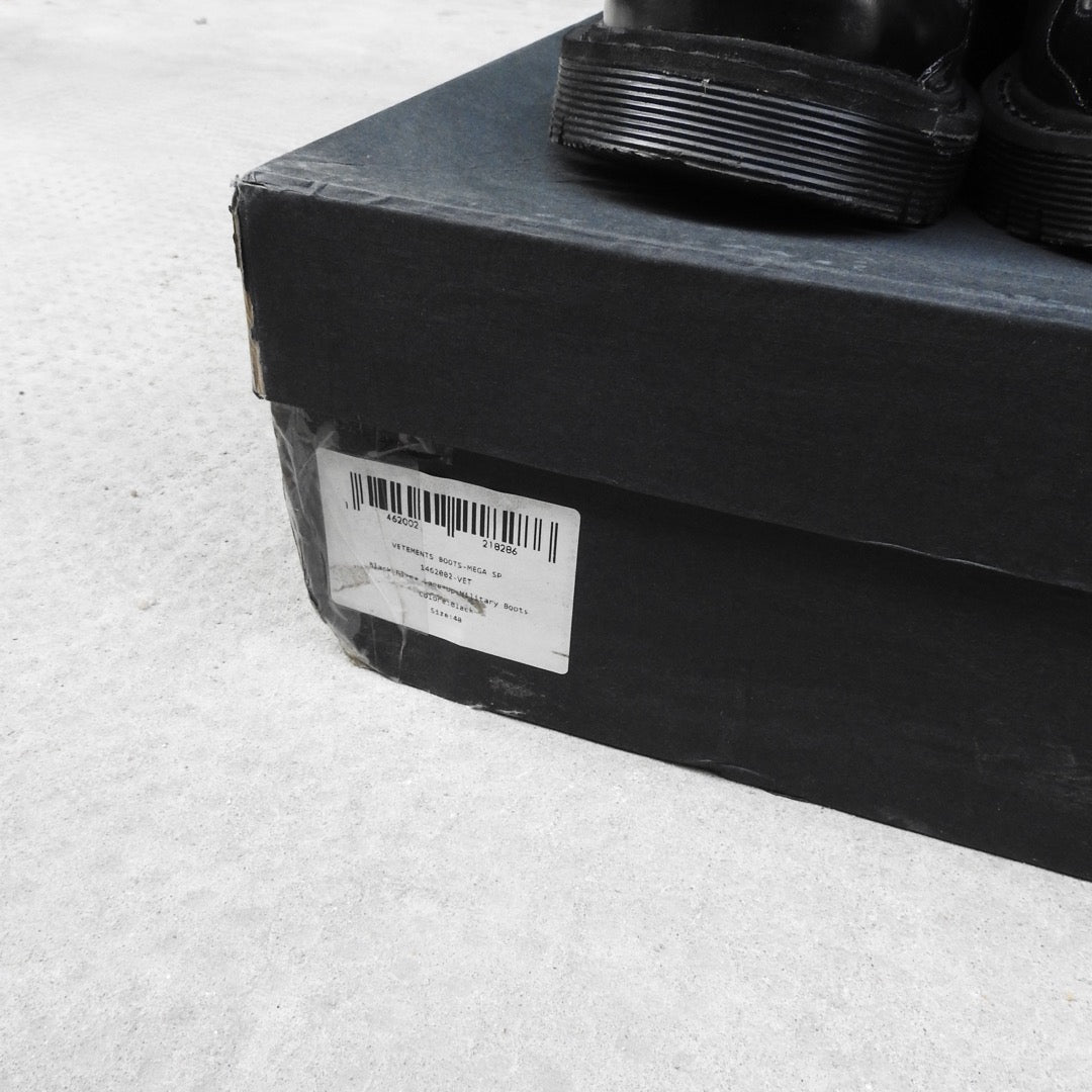 VETEMENTS BLACK FLAME COMBAT BOOTS FW17 